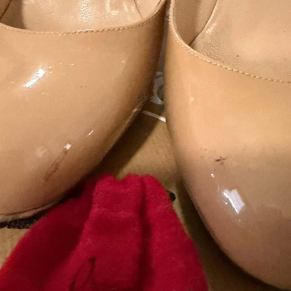 Christian Louboutin Nude Patent Leather Simple Pump Heels Size 38 - Picture 4 of 11